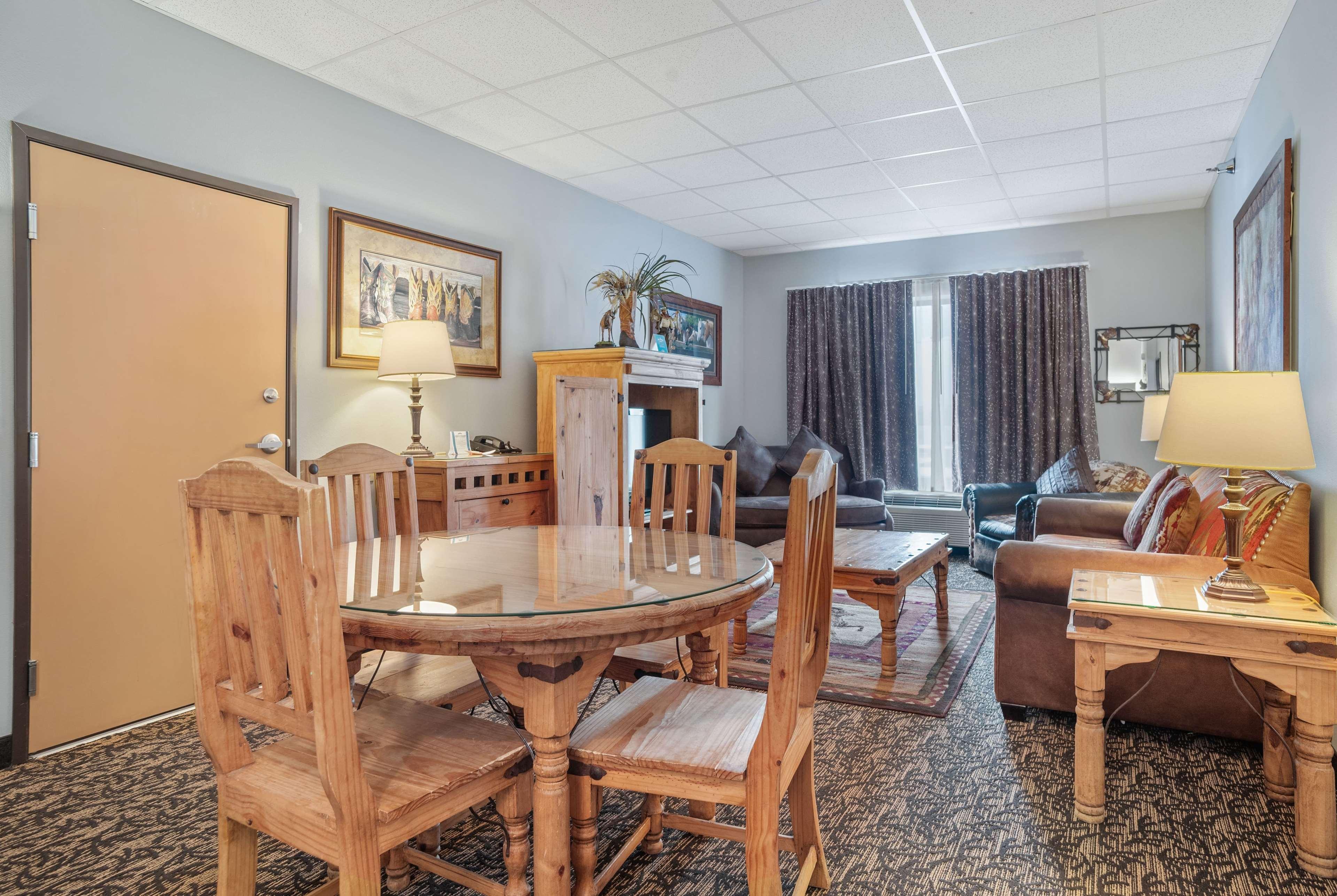 Elevation Inn & Suites, Trademark Collection By Wyndham Rapid City Ngoại thất bức ảnh