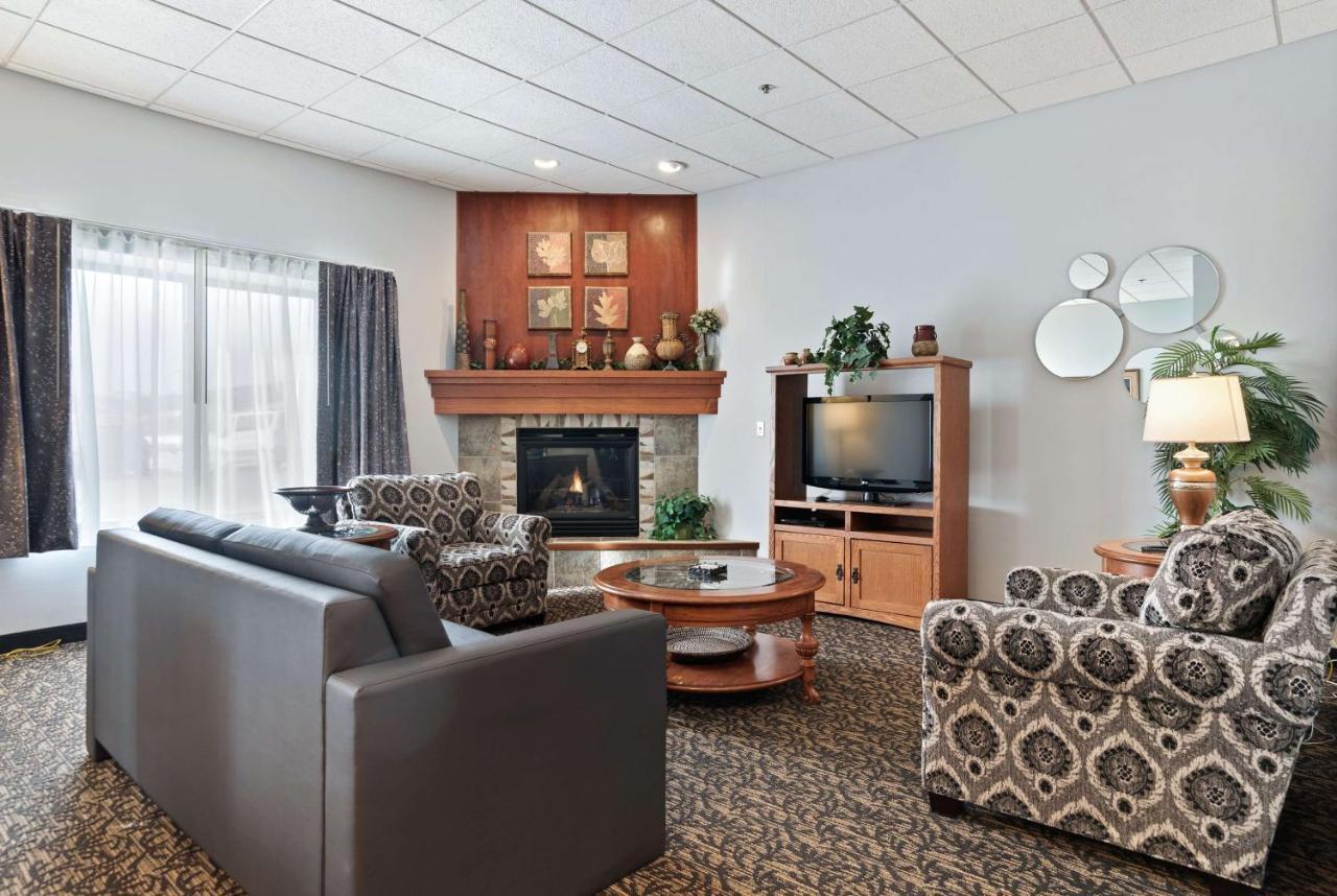 Elevation Inn & Suites, Trademark Collection By Wyndham Rapid City Ngoại thất bức ảnh